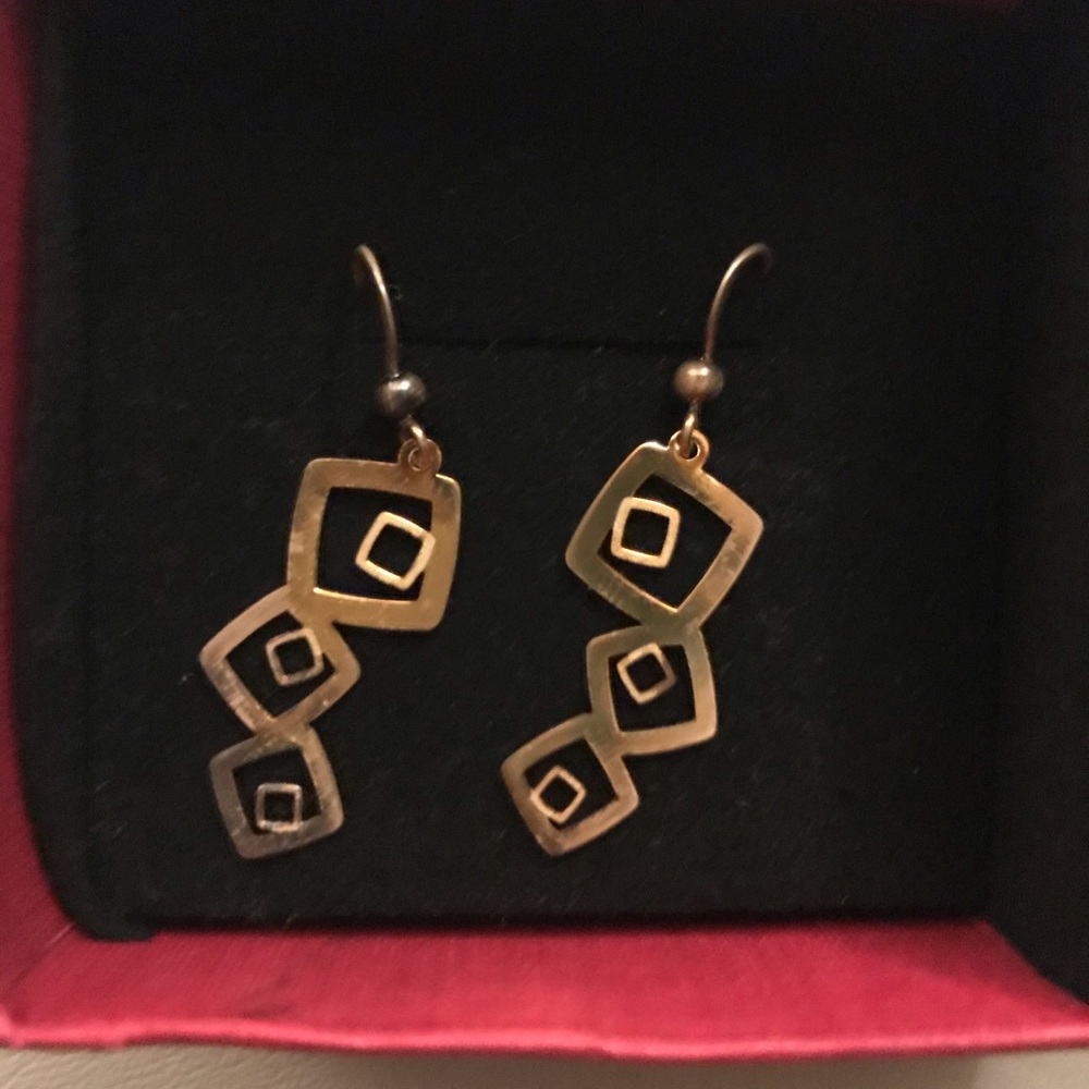 Pia Earrings